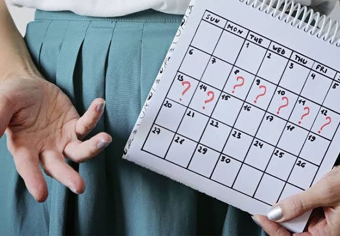 متى اعمل تحليل الحمل بعد تأخر الدورة الغير منتظمة؟